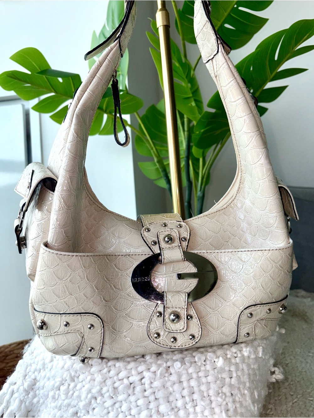 Vintage GUESS Y2K Cream Croc Embossed Hobo Bag Studded Big G McBling Purse